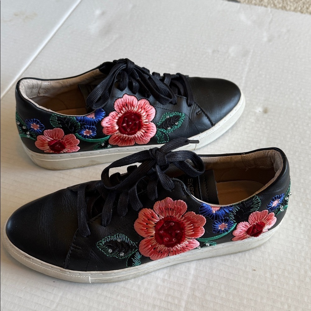 Skechers - VASO PINTAR Black Leather Embroidered Bright Flowers Sneakers - 10 - Picture 5 of 11